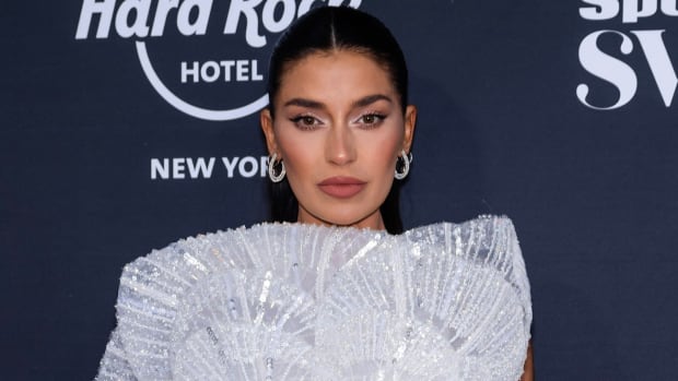 Nicole Williams English